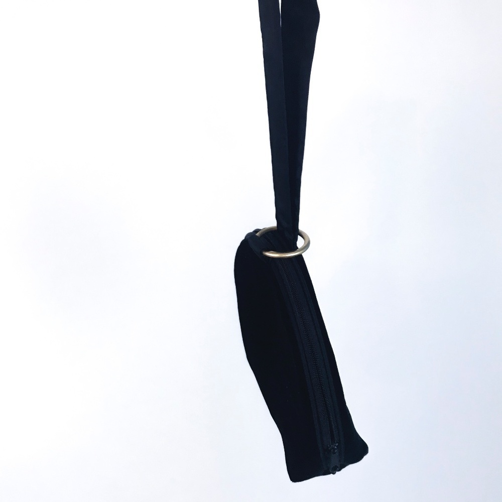 Black Velvet Wristlet Purse NWOT - Picture 7 of 11